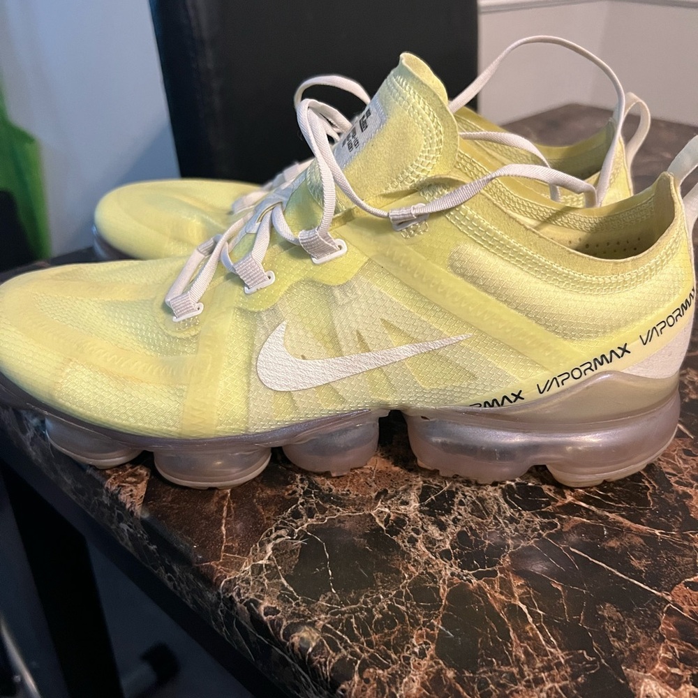 womens nike vapormax